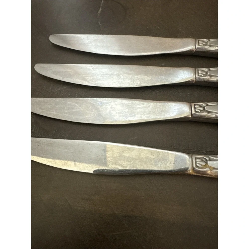 ONEIDA VENETIA Dinner Knives Hollow Stainless Community 9 1/8